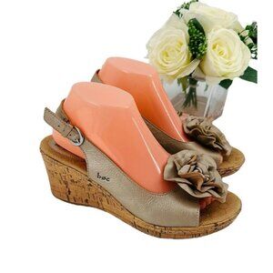 Born Boc Womens Flower Cork Wedge Sandals Size 9 Gold Metallic Leather